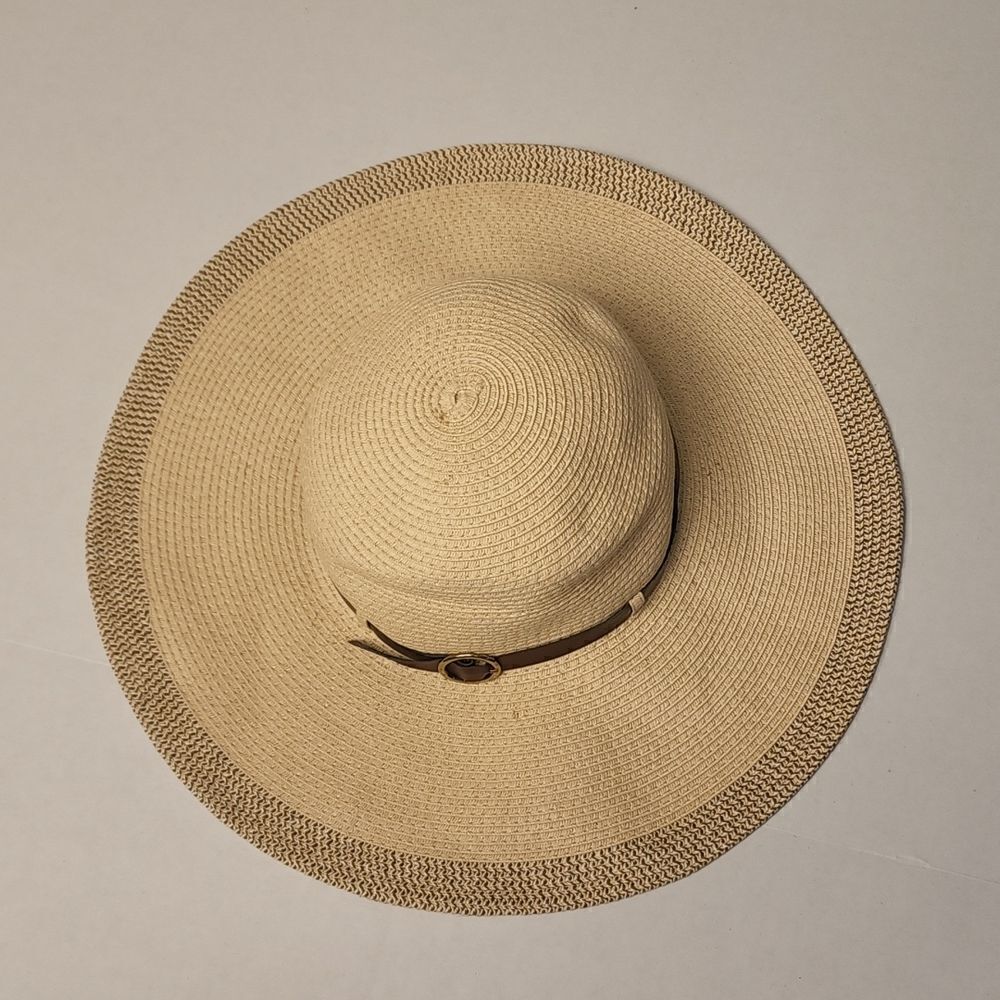 Wide Bill Paper/Polyester Blend Hat with Belt Accent,  1" Contrasting Color Brim - Picture 6 of 9